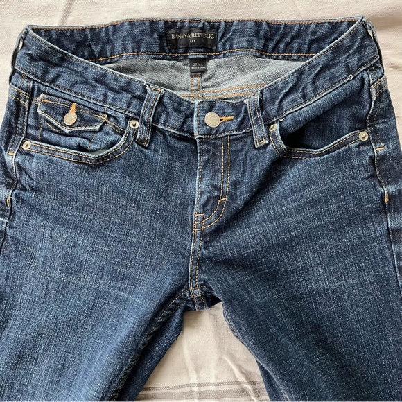 Banana Republic Low-rise Bootcut Jeans, Sz 4S - Picture 2 of 8